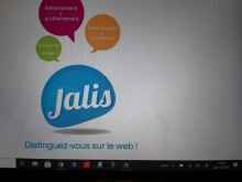 Où trouver une entreprise pour poser une décoration en résine sur le sol de mon salon dans ma maison à Brignoles Brignoles  Design sols 83